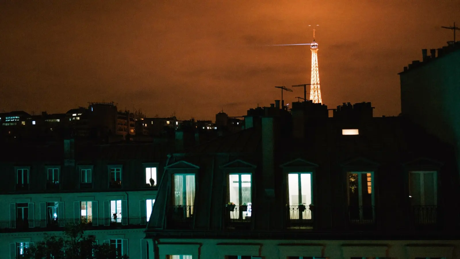 Paris skyline
